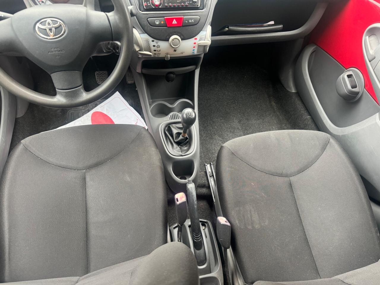 Toyota Aygo 1.0 12v 5 porte Now 2009