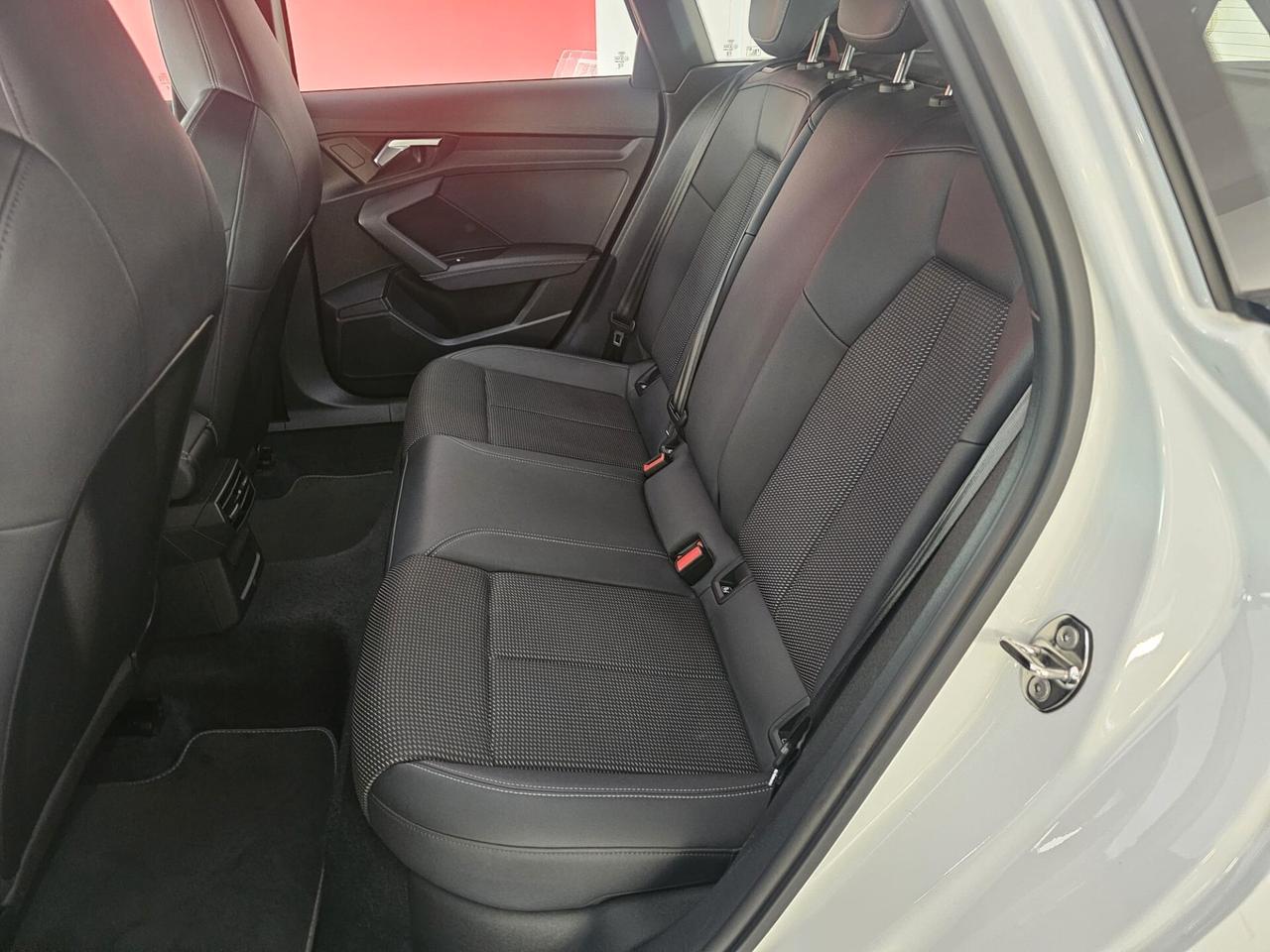 Audi A3 SPB 30 TDI S line edition