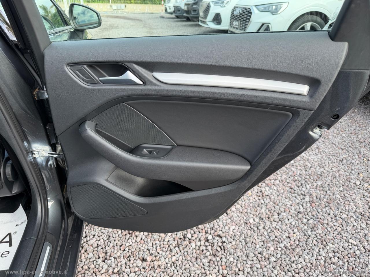 AUDI A3 SPORTBACK 2.0TDI 150 S-line BI-XENON NAVI LED