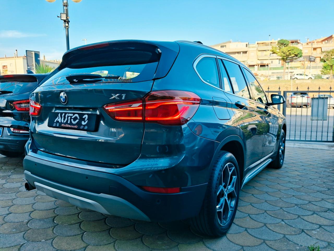 Bmw X1 sDrive18d xLine "Cambio Automatico