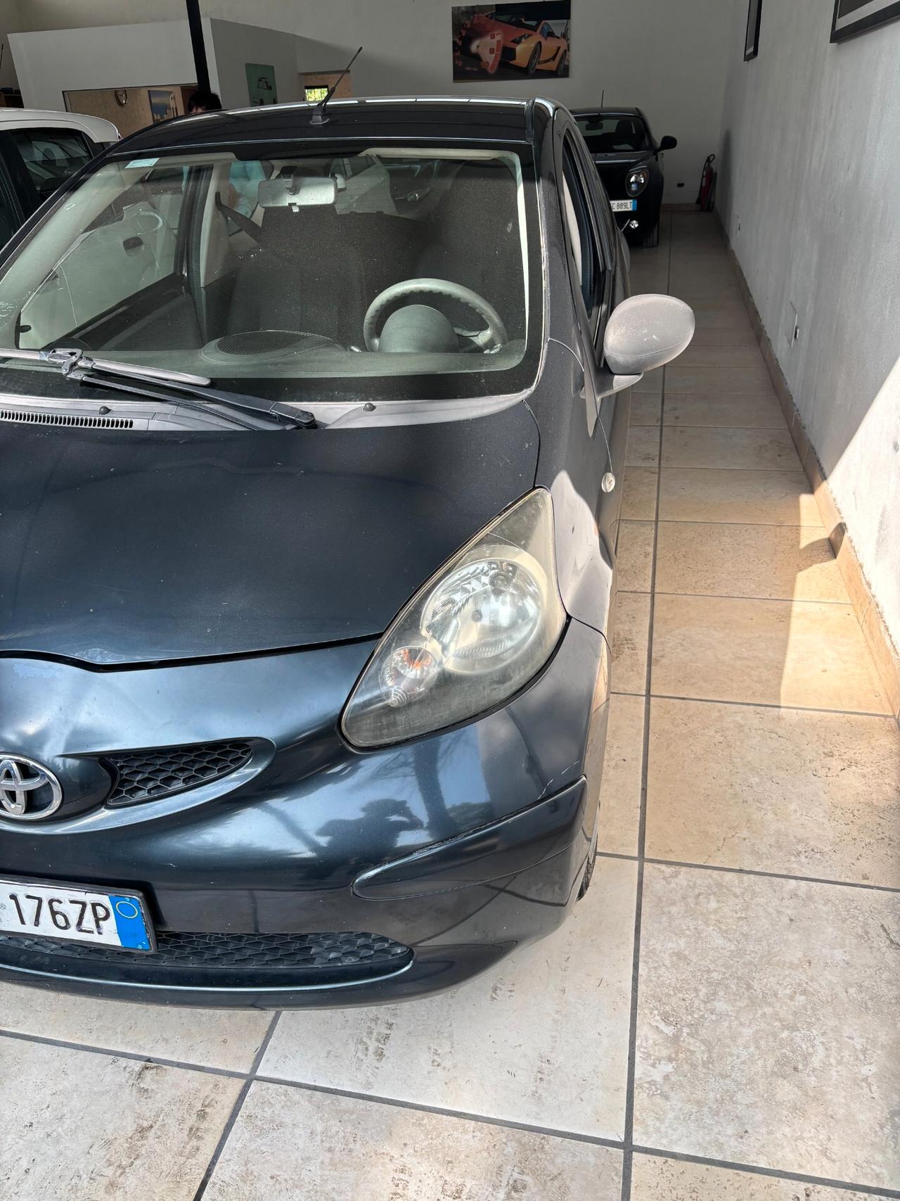 Toyota Aygo 1.0 12V VVT-i 3 porte Sol