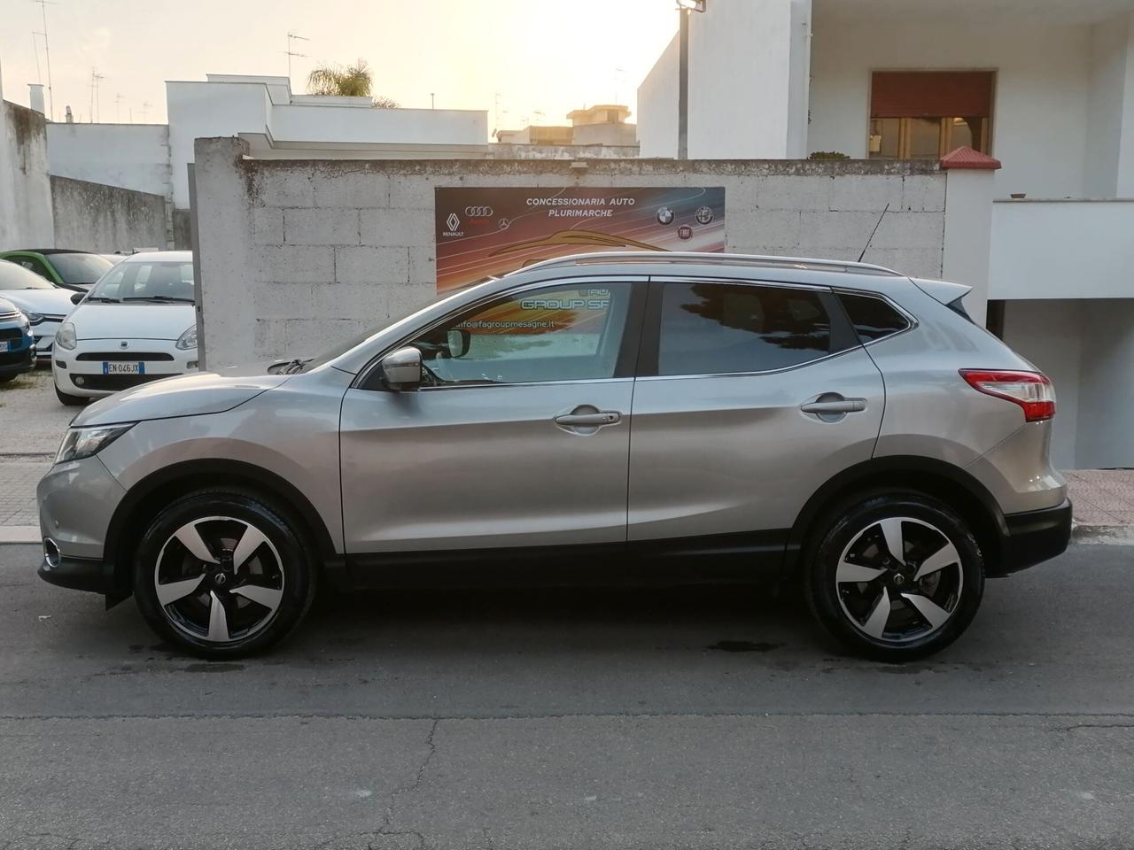 Nissan Qashqai 1.5 dCi NAVI CAMERE360 TETTO - 2016