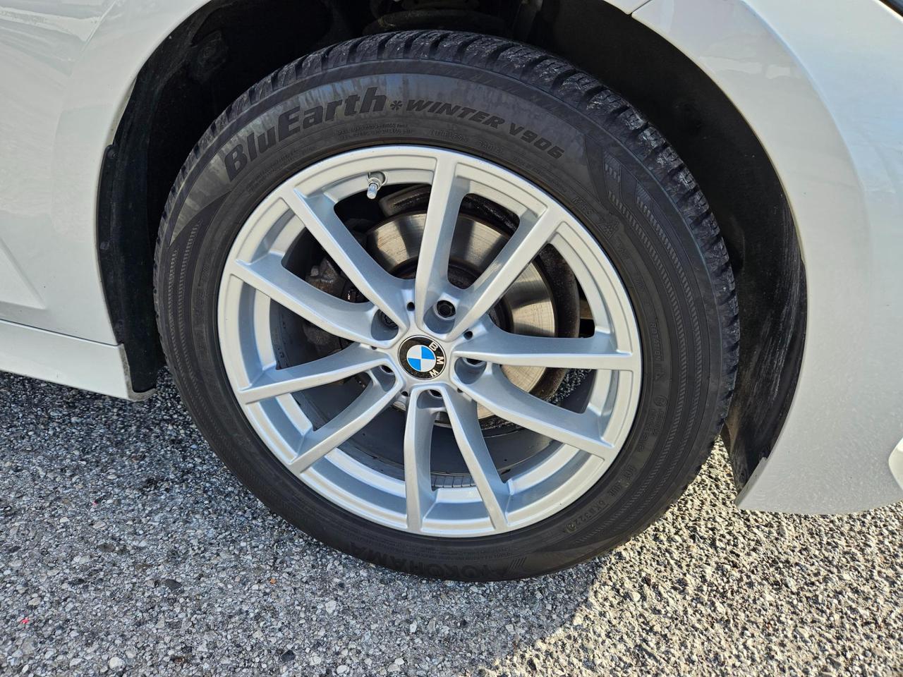 BMW 318 d Touring mhev 48V auto/Restyling