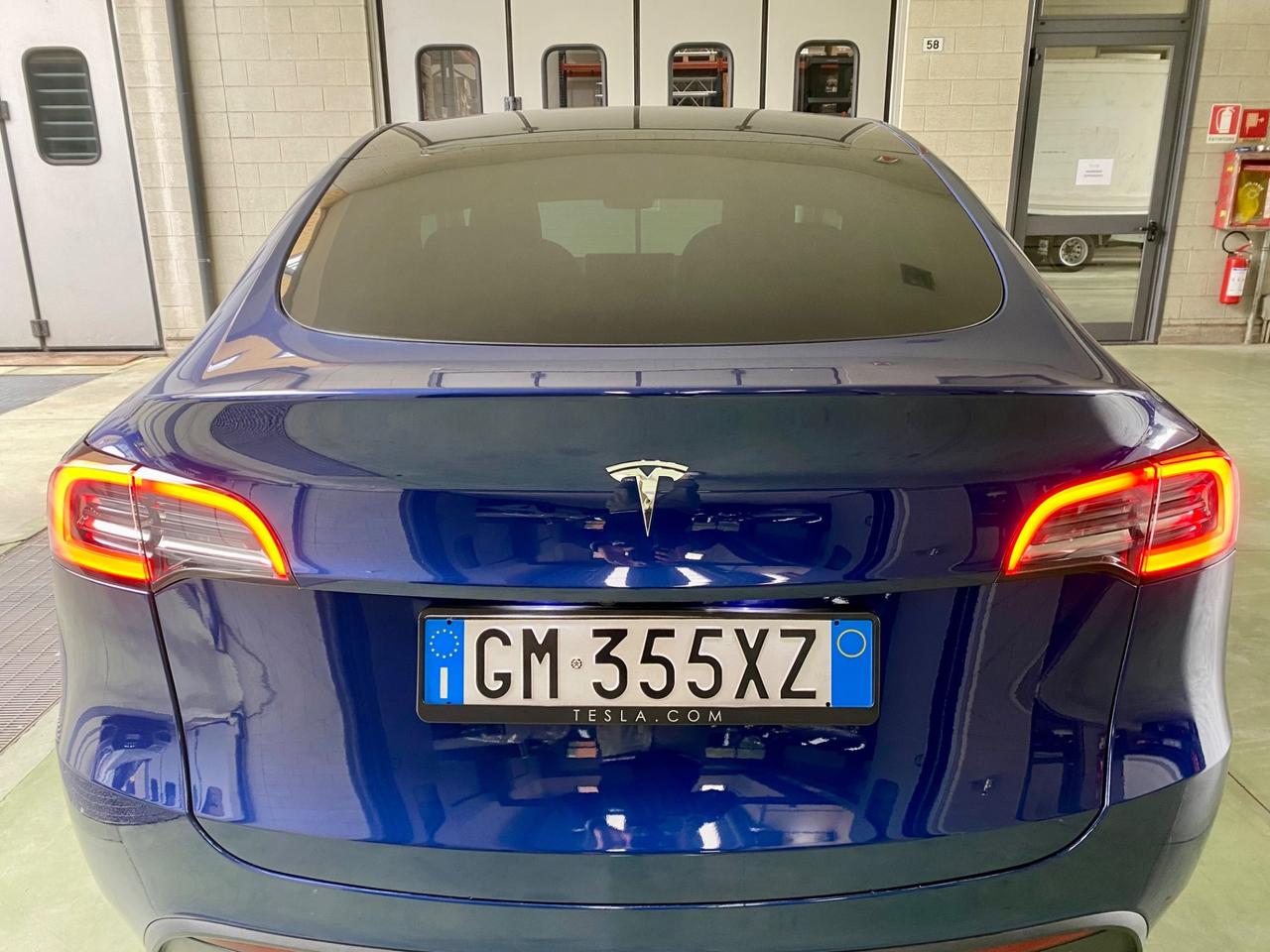 Tesla Model Y RWD Gancio Traino