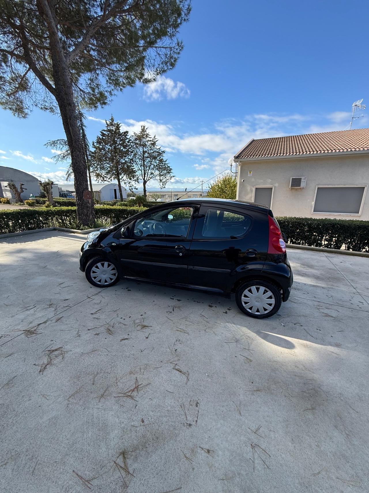 Peugeot 107 1.0 68CV 5p. Plaisir