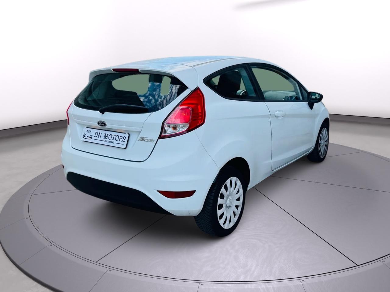 Ford Fiesta 1.4 benzina gpl 2014 200.000km neo patentati