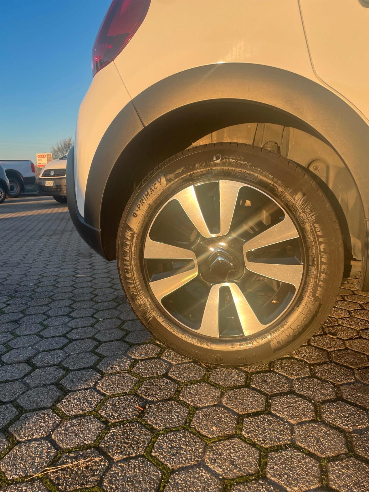 Citroen C3 PureTech 83CV Shine