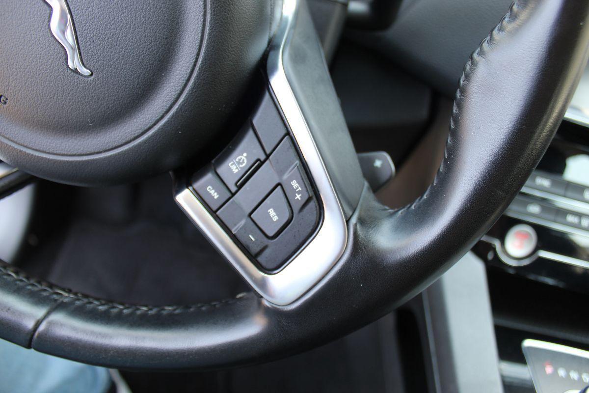 JAGUAR - F-Pace - 2.0 D 180 CV AWD aut. Portfolio