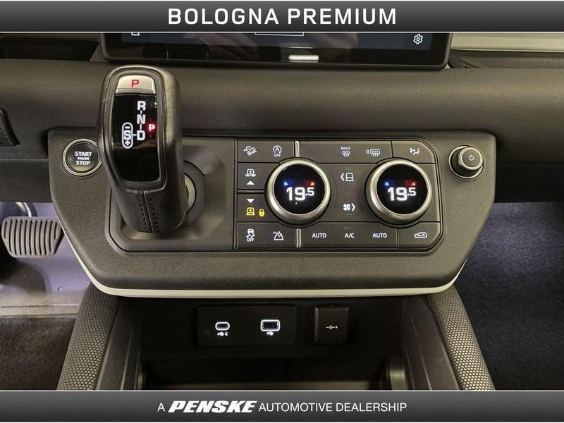 Land Rover Defender Defender 110 3.0D I6 250 CV AWD Auto X-Dynamic S