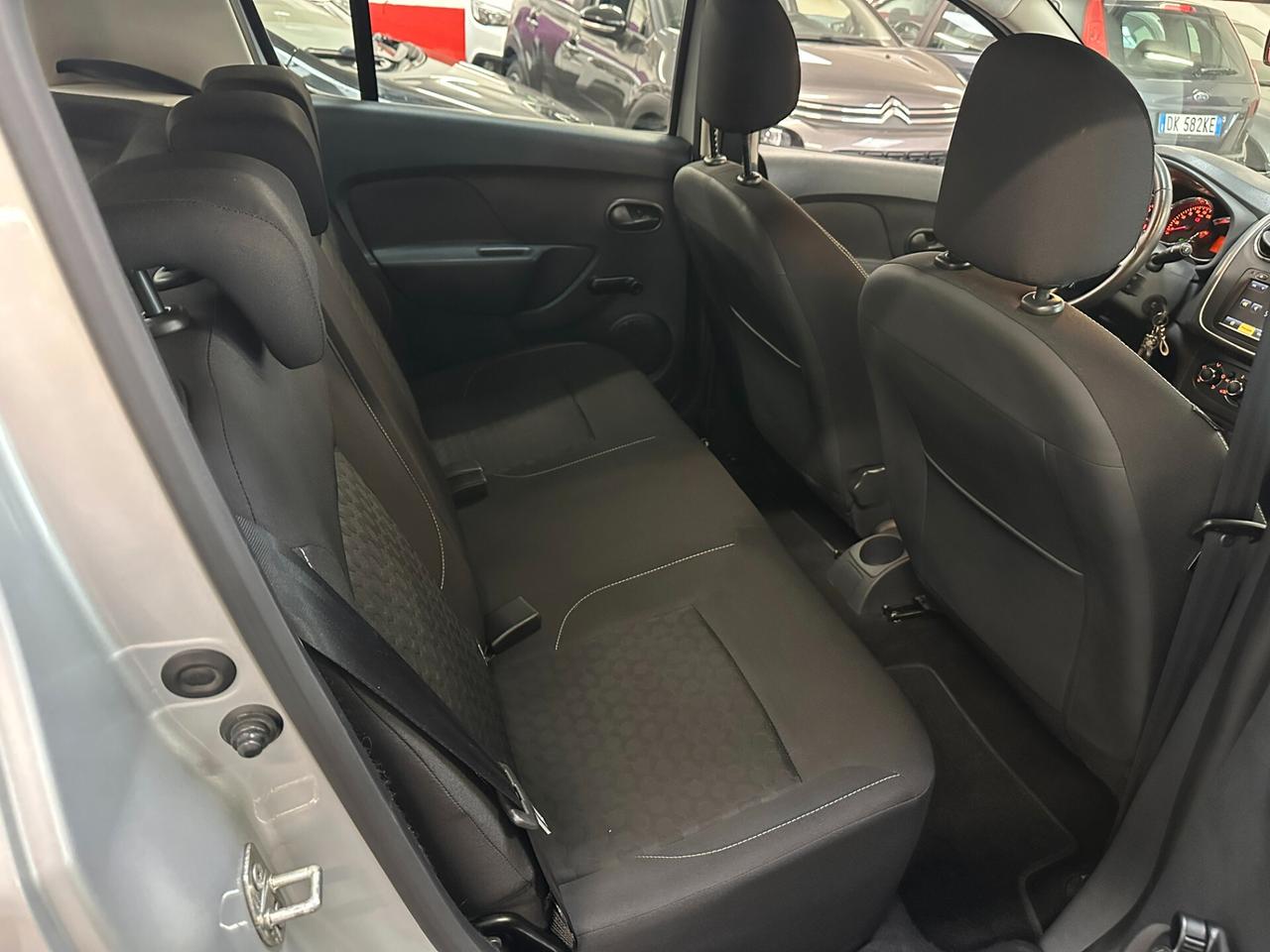 Dacia Sandero 1.2 75CV Lauréate