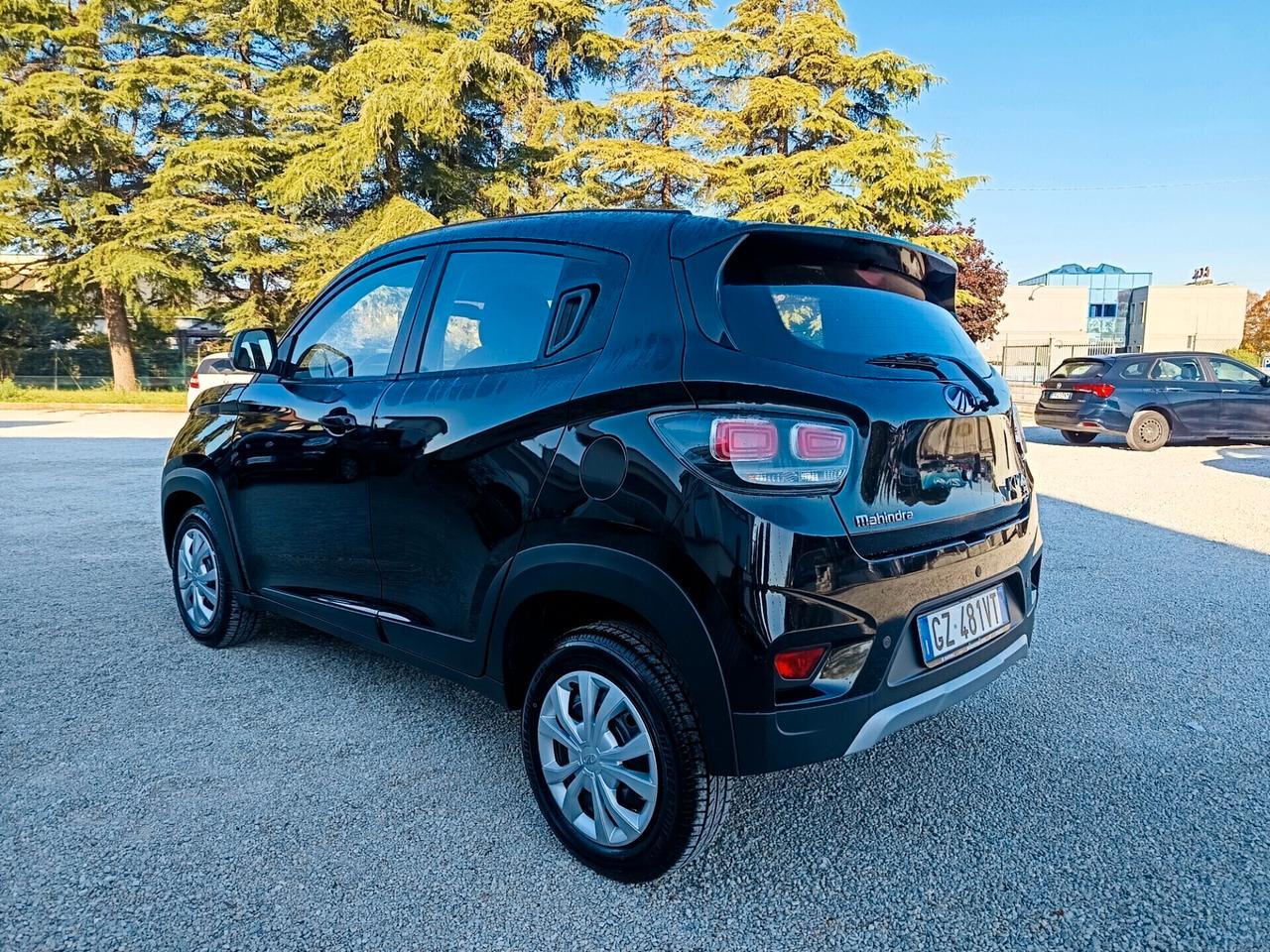 Mahindra KUV100 1.2 VVT K6+ Tua a 159€/Mese