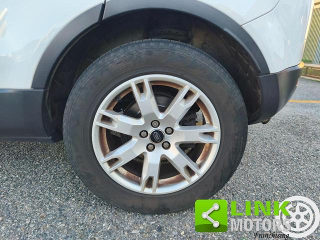 LAND ROVER Range Rover Evoque 2.2 TD4 5p. Pure