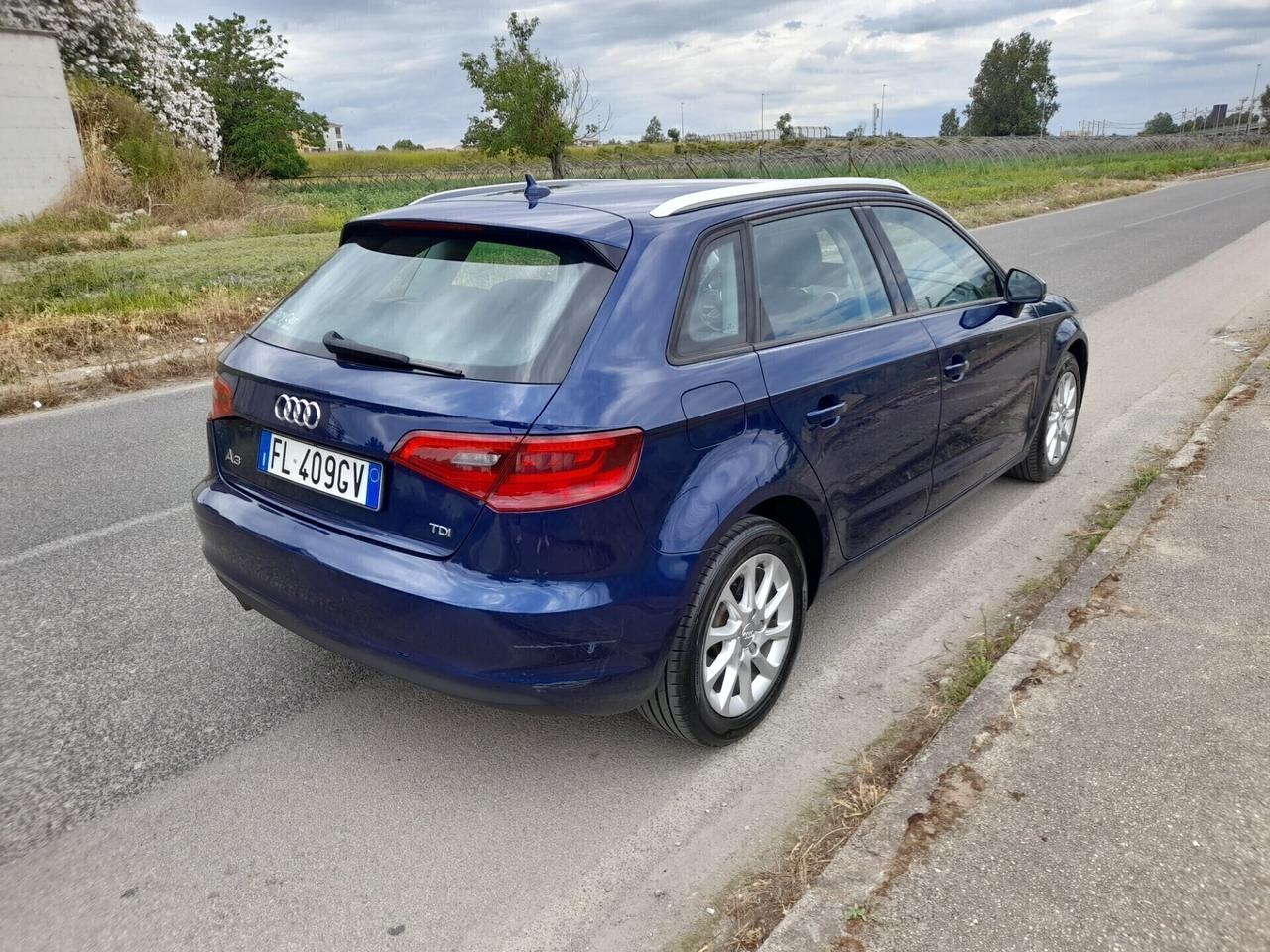 Audi A3 SPB 1.6 TDI diesel S tronic Attraction Nuo