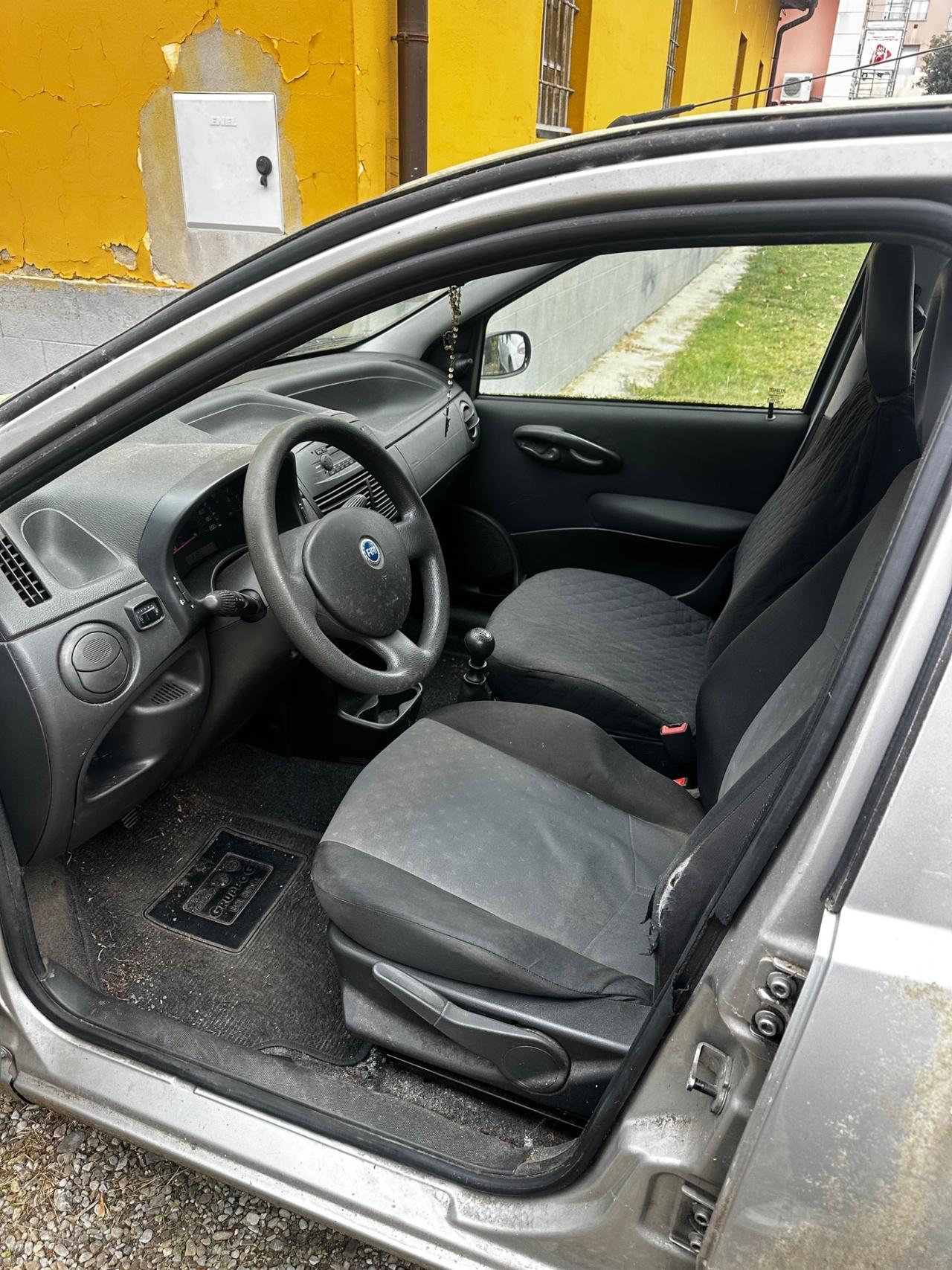 Fiat Punto 1.2 5 porte Active Natural Power
