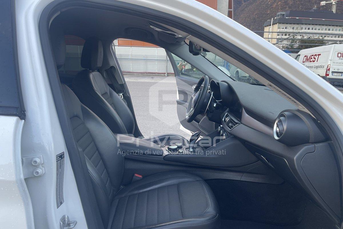 ALFA ROMEO Giulia 2.2 Turbodiesel 180 CV AT8 Super