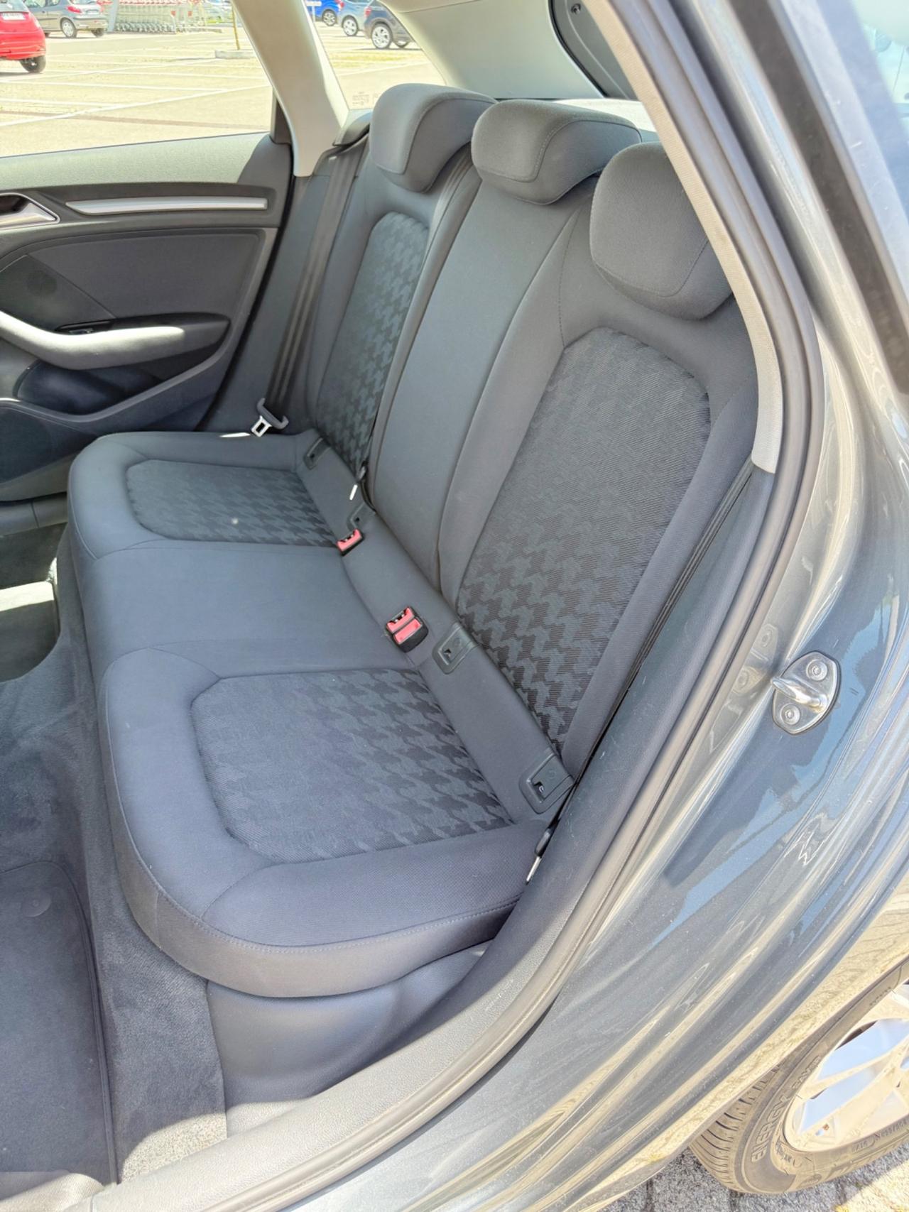 Audi A3 1.6 TDI 110Cv Sportback*Navi*Cerchi*S&S*Euro6