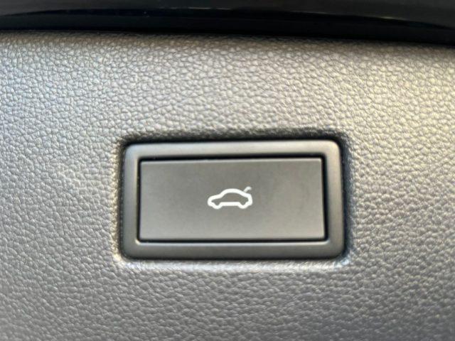 VOLKSWAGEN Tiguan 2.0 TDI 150 CV SCR DSG Elegance