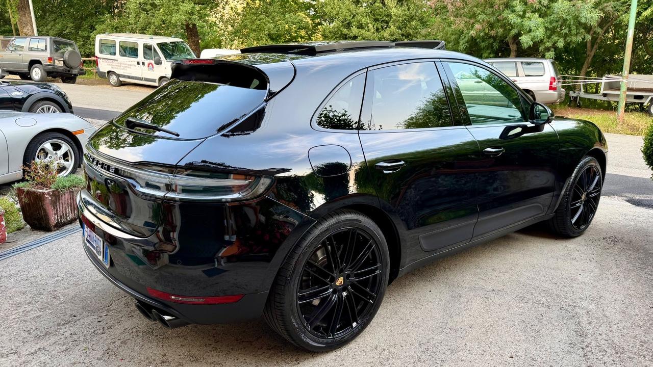 Porsche Macan 2.0 245cv. IPER FULL
