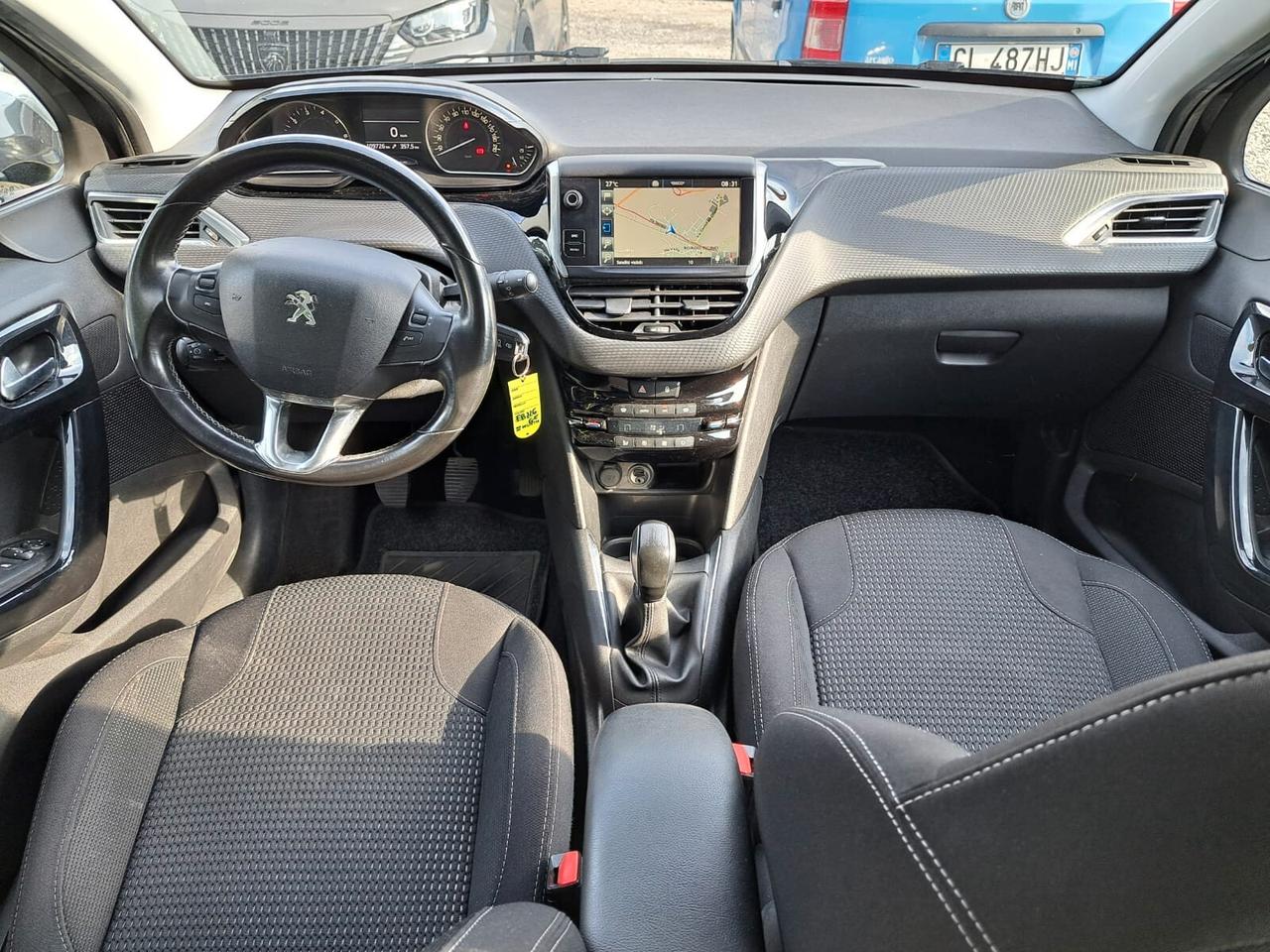 Peugeot 208 PureTech 82 5 porte Allure