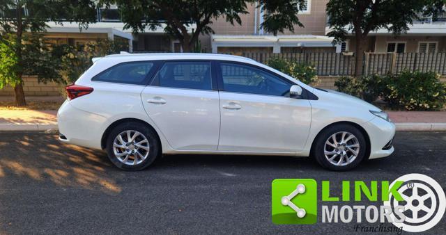 TOYOTA Auris 1.4 D-4D Active