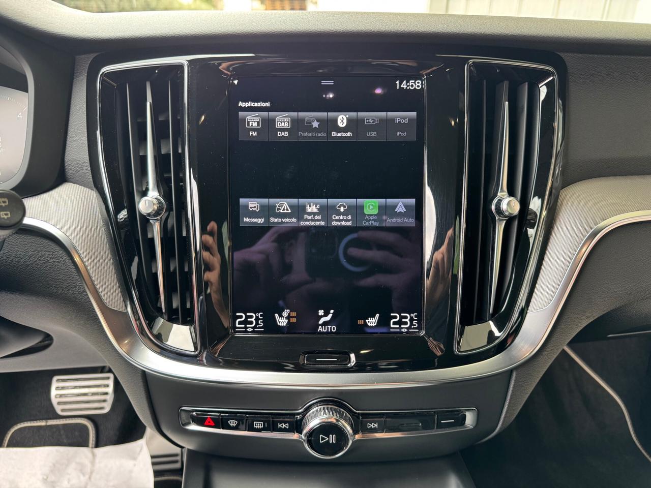 Volvo V60 2.0 b4 R-Design Hybrid GARANZIA 24 MESI