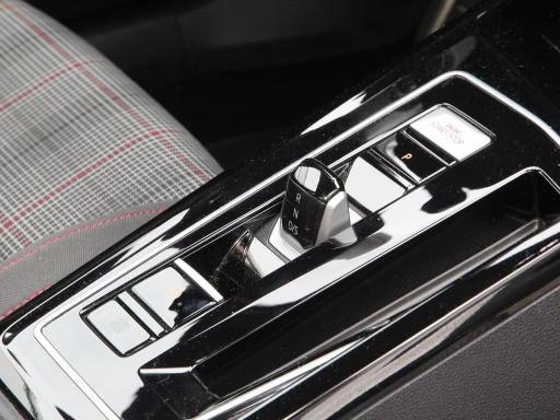 Volkswagen Golf GTI 2.0 tsi 245cv dsg