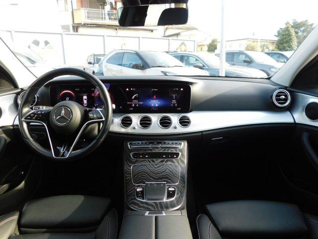 MERCEDES-BENZ E 220 d Sport Automatica 194 CV