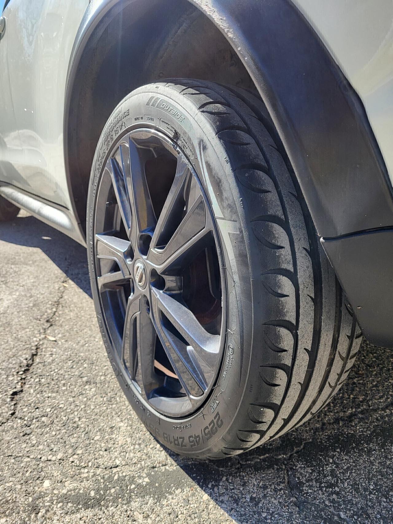 NISSAN JUKE-1,5 dCi-UNICA PRO-EURO 6B-NAVI-3 REVIS