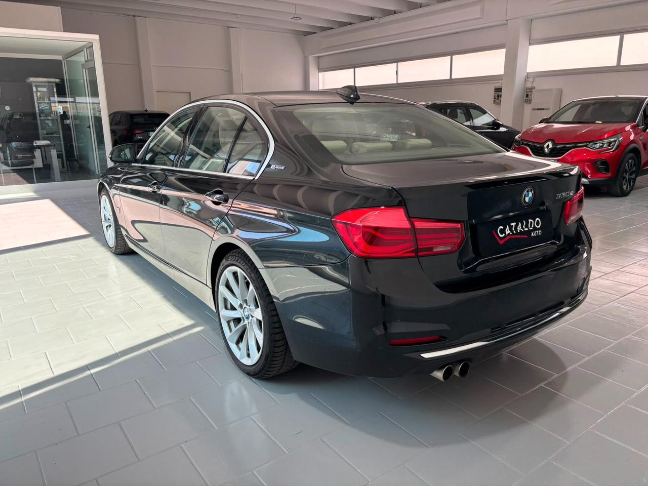 Bmw 330 330e iPerformance Luxury