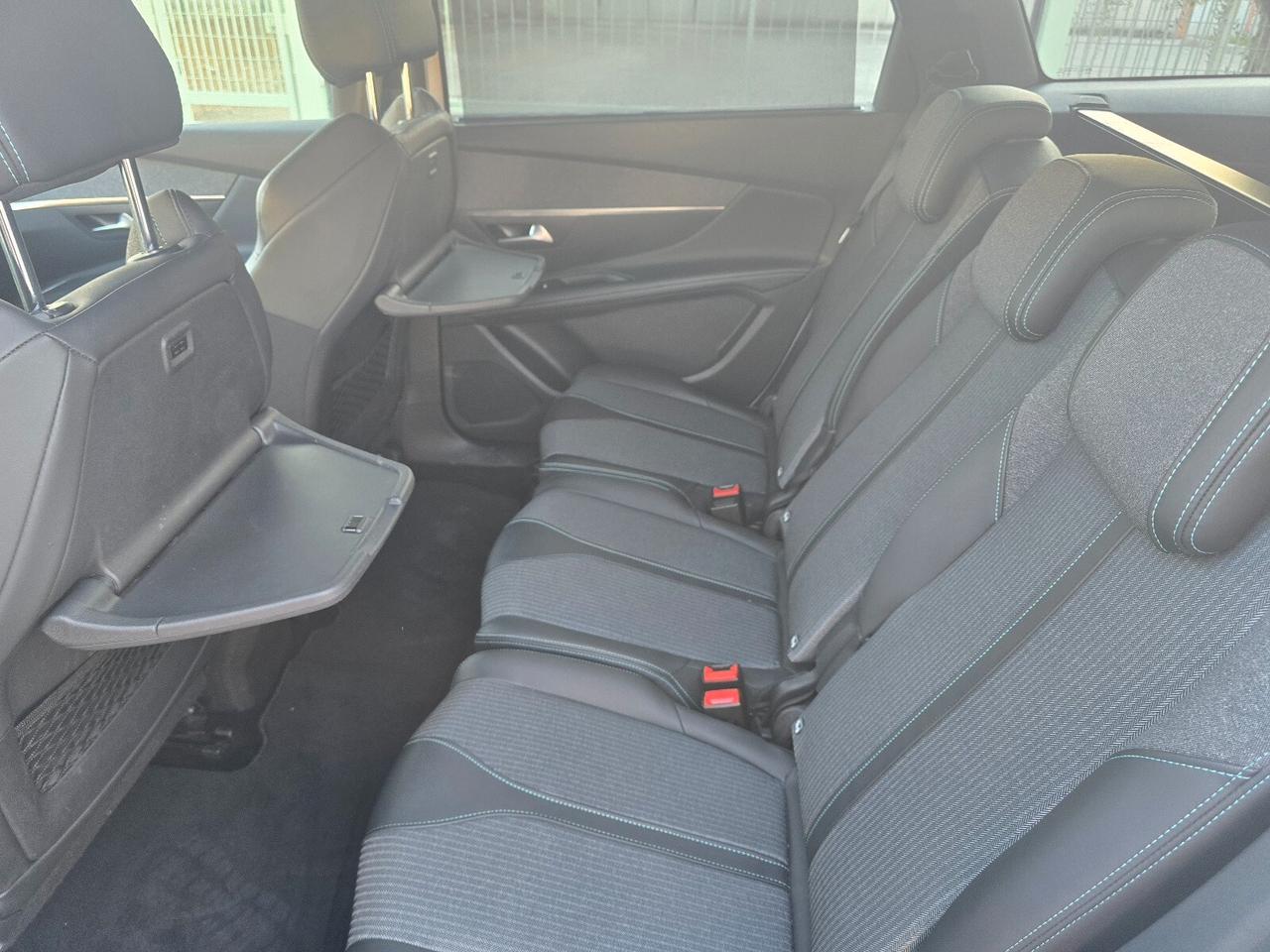 Peugeot 5008 BlueHDi 130 S&S EAT8 GT