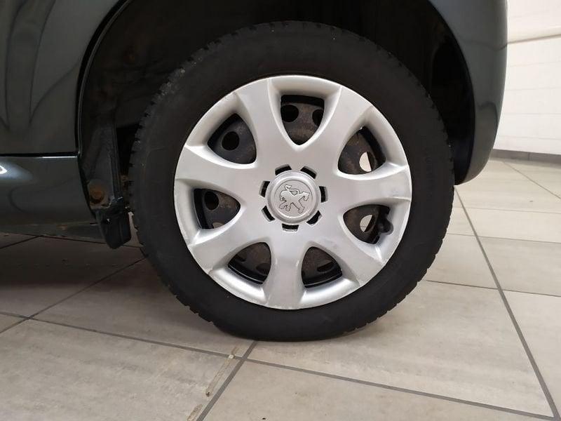 Peugeot 107 1.0 12v Allure (sweet years) 5p FL