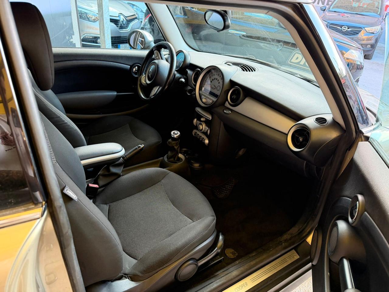 Mini Coope D 1.6cc diesel 12 mesi garanzia-2010