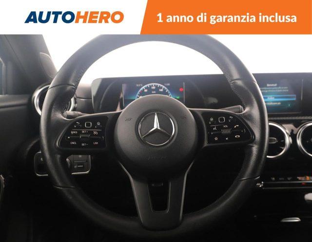 MERCEDES-BENZ A 180 d Automatic Business