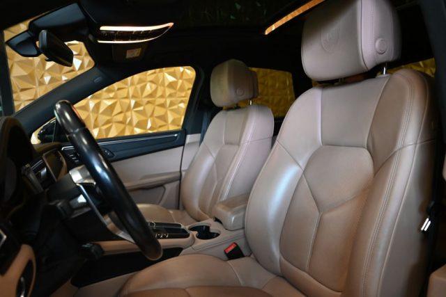 PORSCHE Macan 2.0 PDK PCM TETTO LED 21"SED.18 VIE SCARICHI FULL!