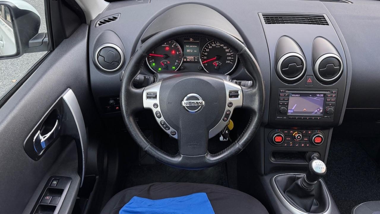Nissan Qashqai 2.0 dCi DPF 4WD n-tec 4x4