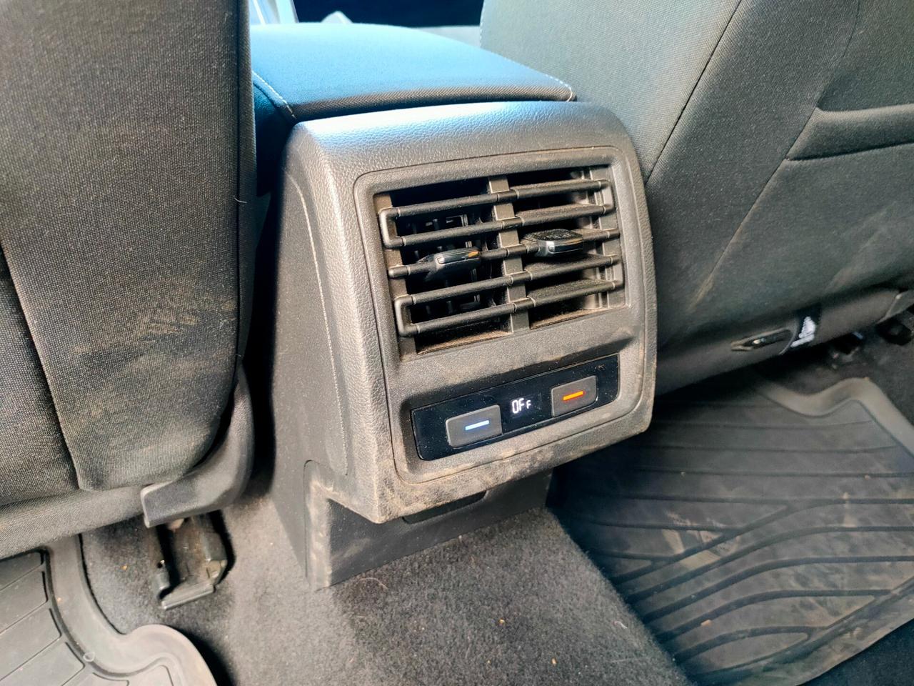 Volkswagen Golf Variant 1.5 TGI DSG Style