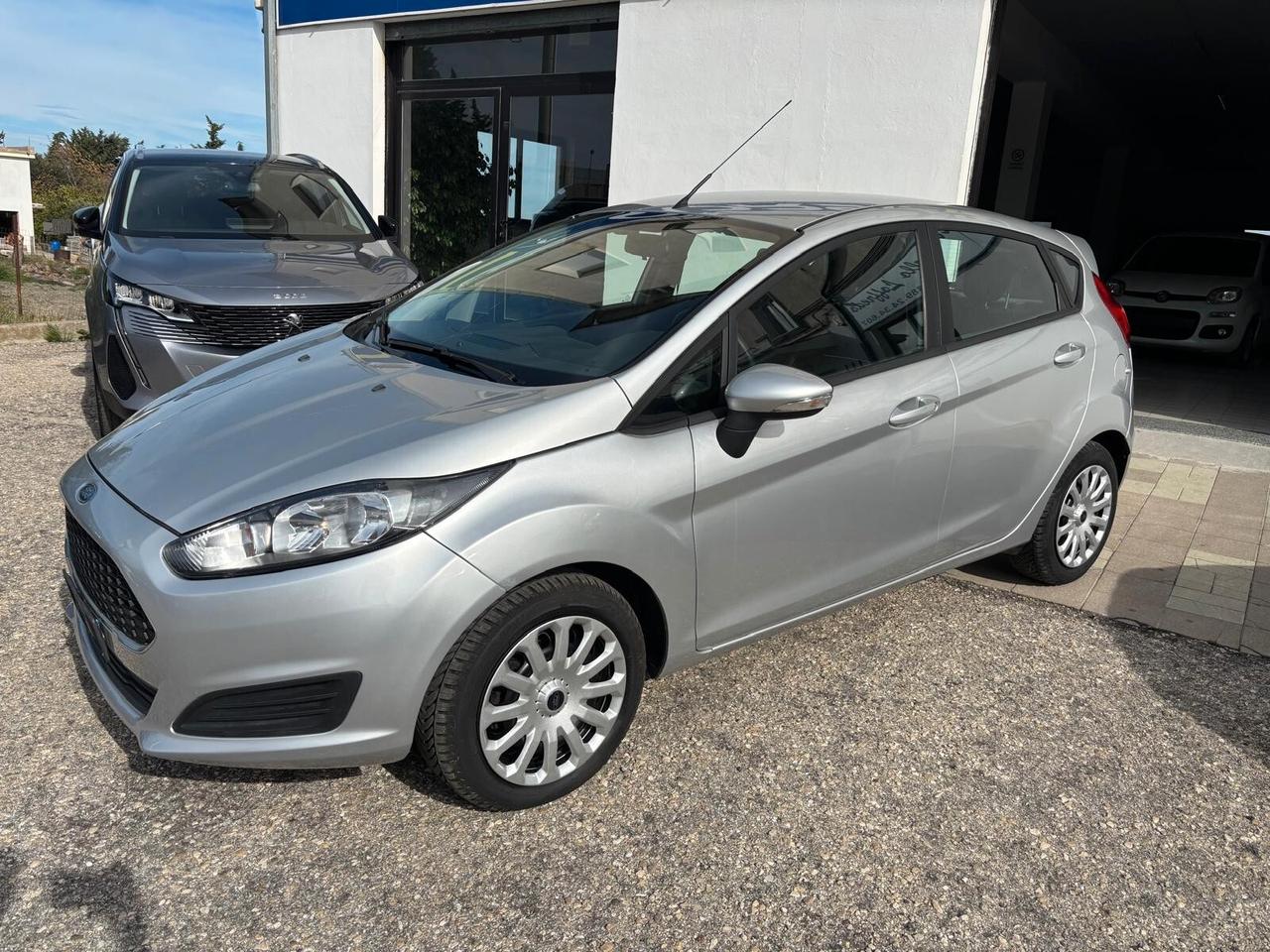 Ford Fiesta 1.5 TDCi 75CV 5 porte Business