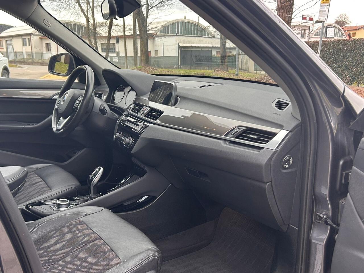 Bmw X1 2.0 Diesel xDrive 190CV Auto | Tetto Panoramico Euro 6