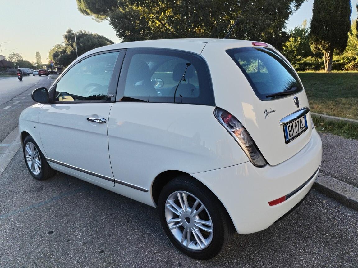 Lancia Ypsilon 1.2 Fire Unyca 76000km 4/2012 euro 5 consegna con tagliando e distribuzione