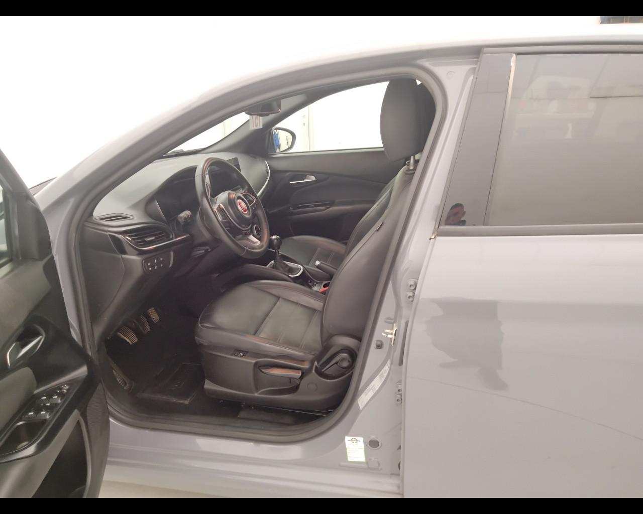 FIAT Tipo 5porte II 2021 - Tipo 5p 1.6 mjt City Sport s&s 130cv