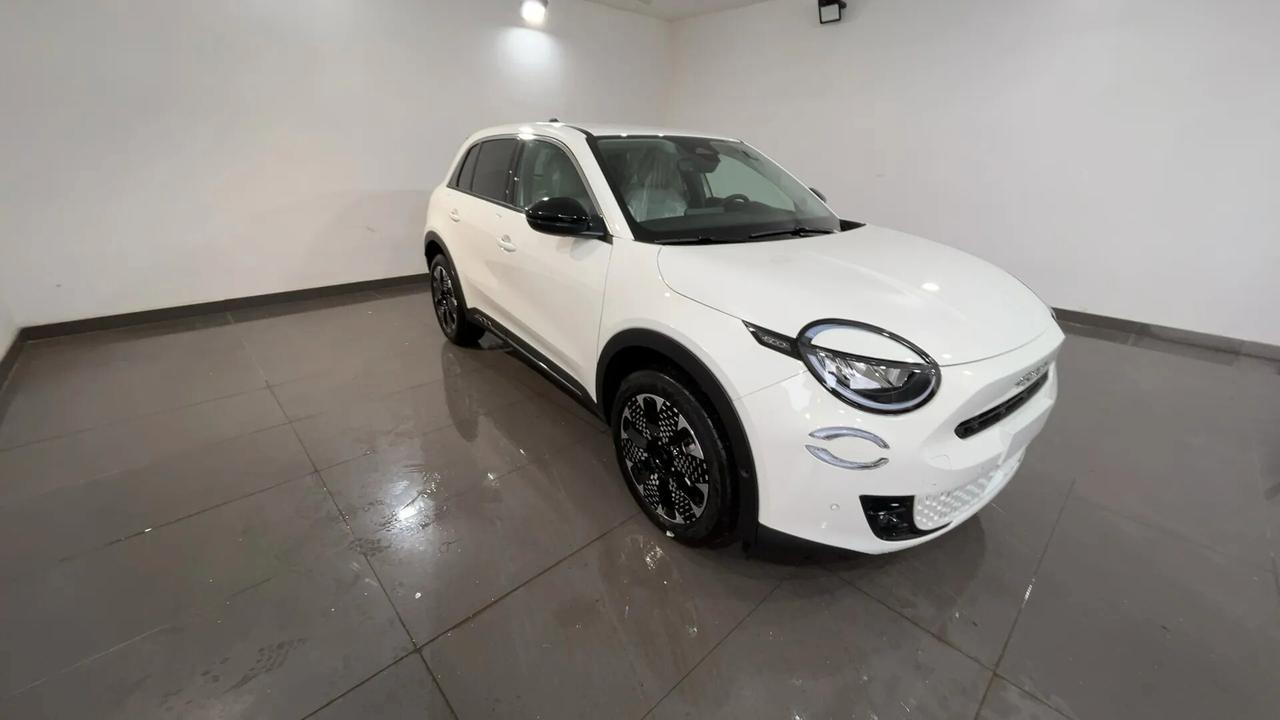 Fiat 600 Hybrid 110 CV La Prima