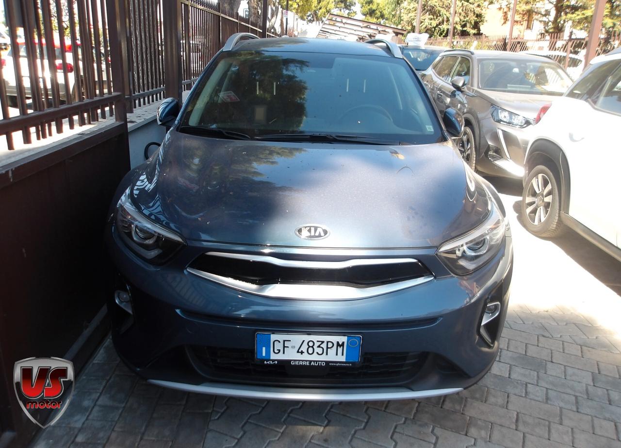 KIA STONIC 1.0 HYBRID-RETROC-28.000 KM-2021
