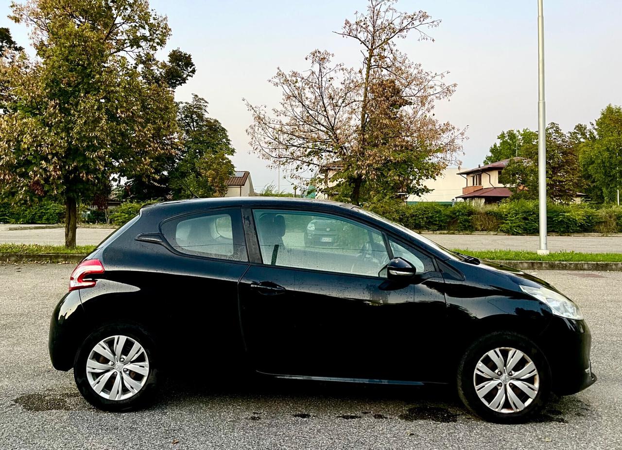Peugeot 208 1.0 VTi 68 CV 3 porte Access