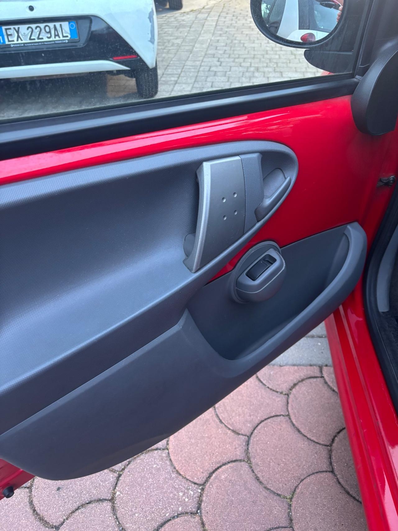 Citroen C1 1.4 HDi 55CV 5 porte airdream AMIC1