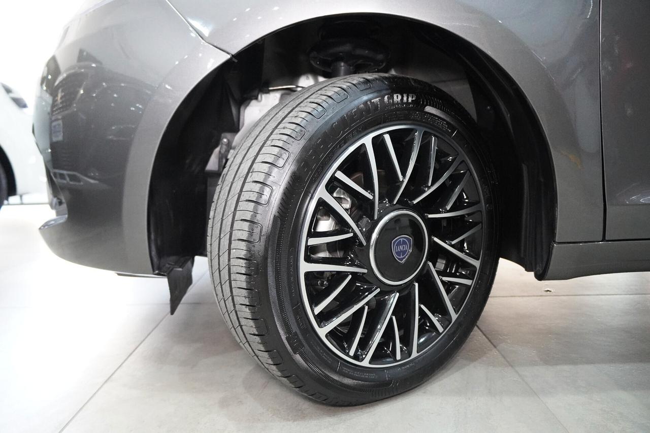 Lancia Ypsilon 1.0 FireFly 5 porte S&S Hybrid Platino