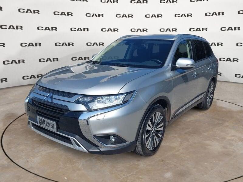 Mitsubishi Outlander Outlander 2.0 4WD GPL Bi-fuel CVT Instyle SDA 7 posti