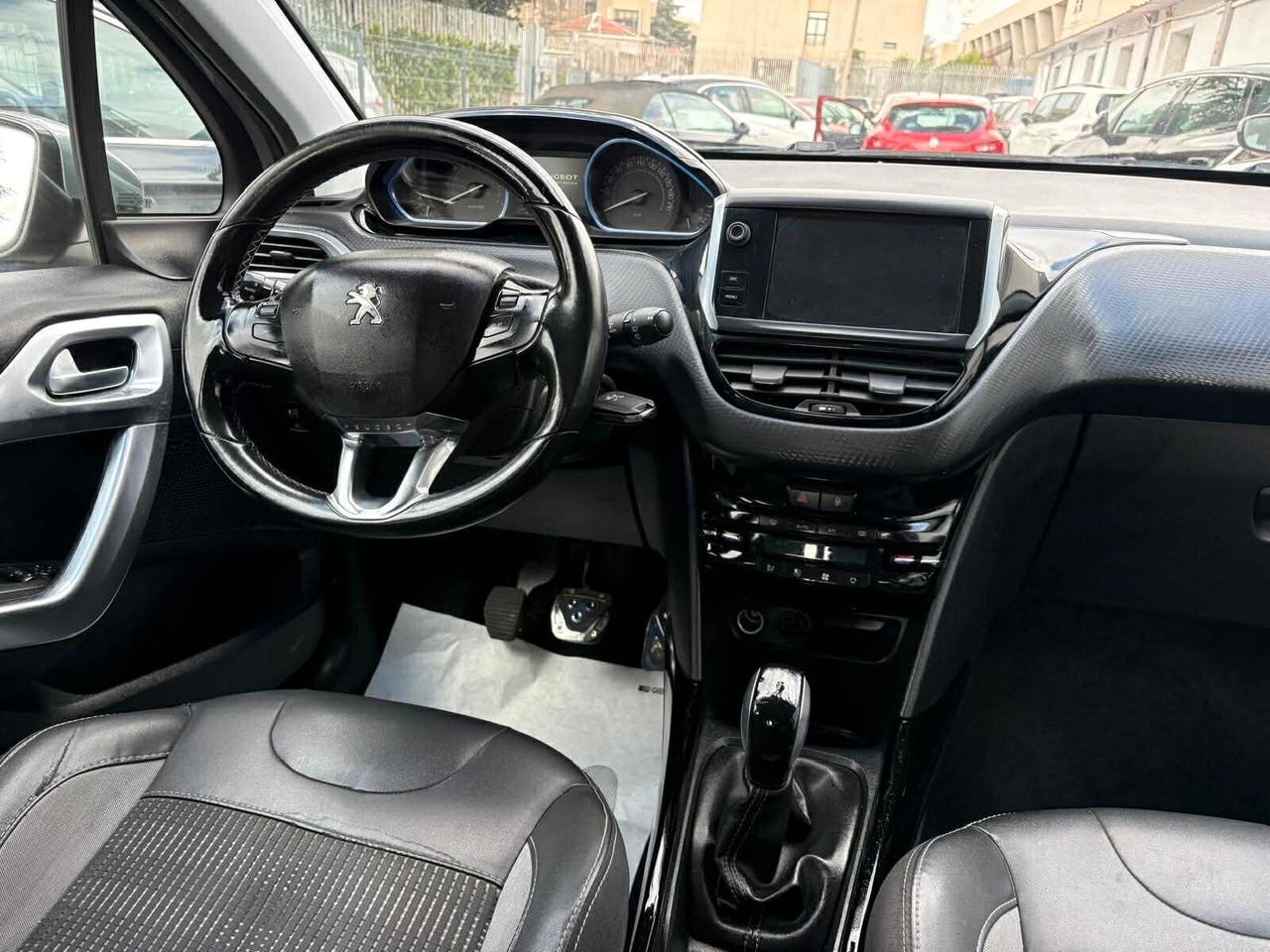 Peugeot 2008 PureTech 82 S&S Allure