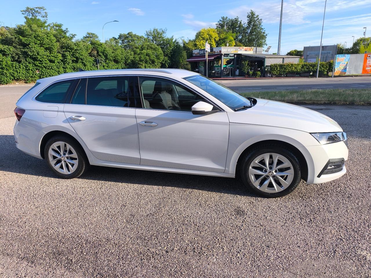 Skoda Octavia 2.0 TDI EVO SCR 150 CV DSG Wagon Style