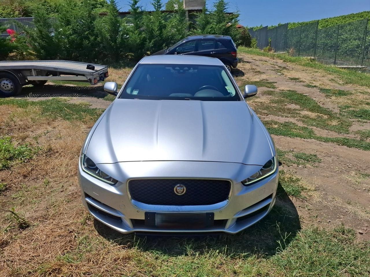 JAGUAR XE 2.0 D TURBO SINISTRATA MARCIANTE