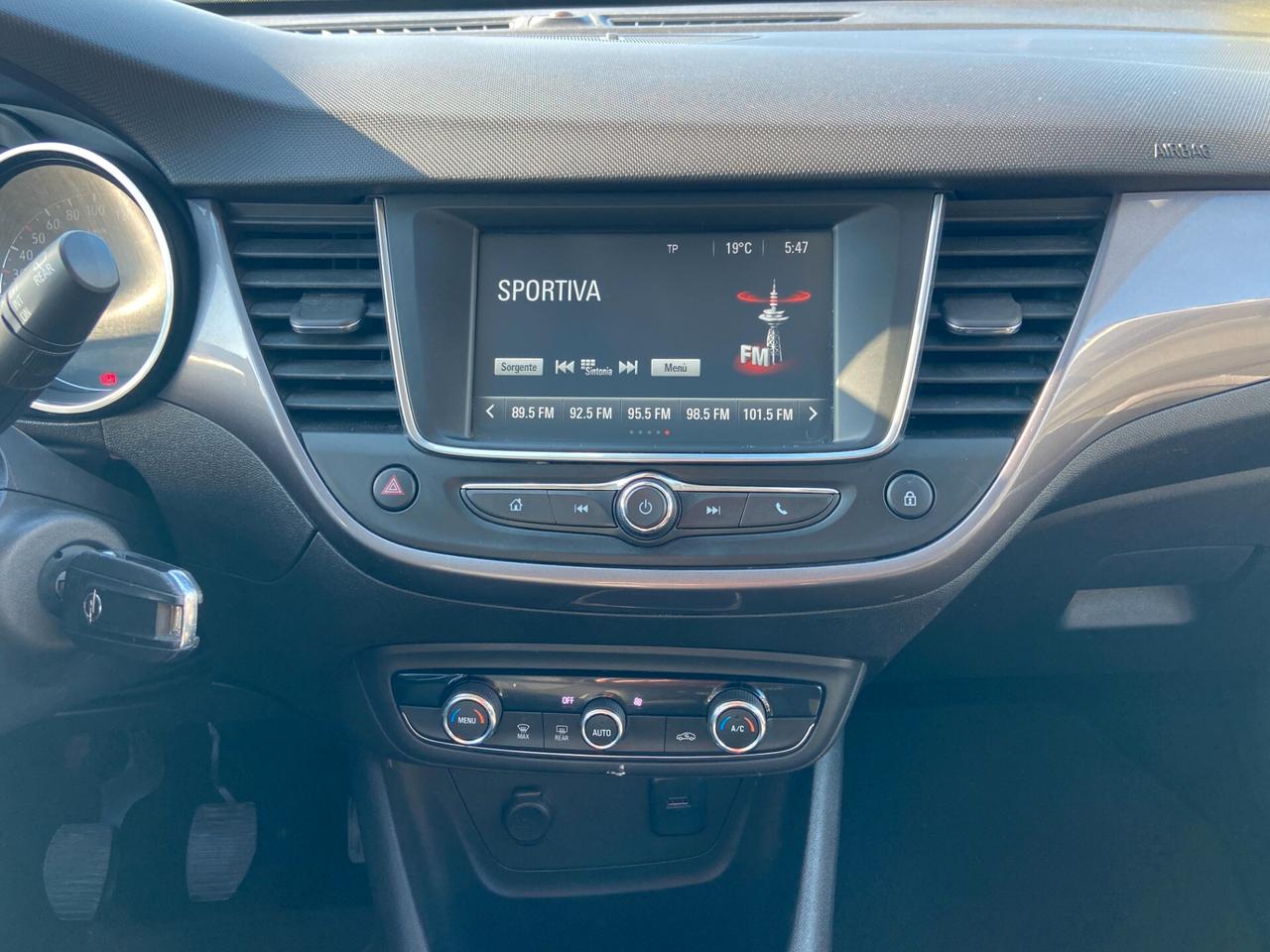 Opel Crossland X 1.2 83cv Innovation